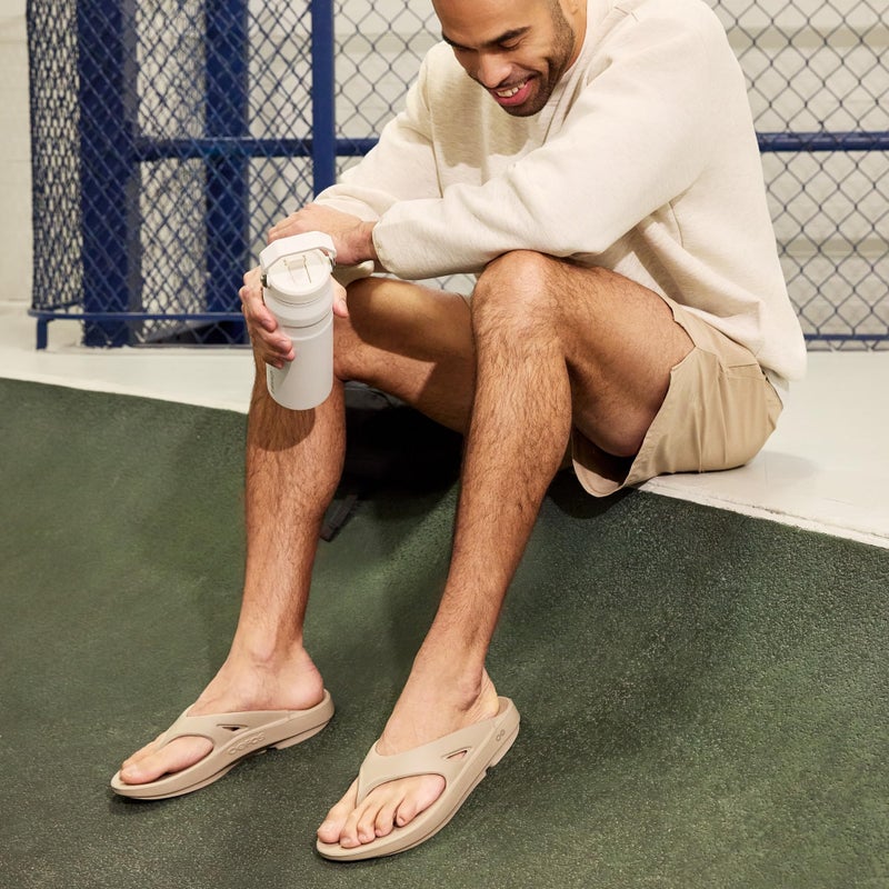 OOFOS OOriginal Recovery Sandal, Nomad - Womenâ€™s Size 8, Menâ€™s Size 6 - Image 2