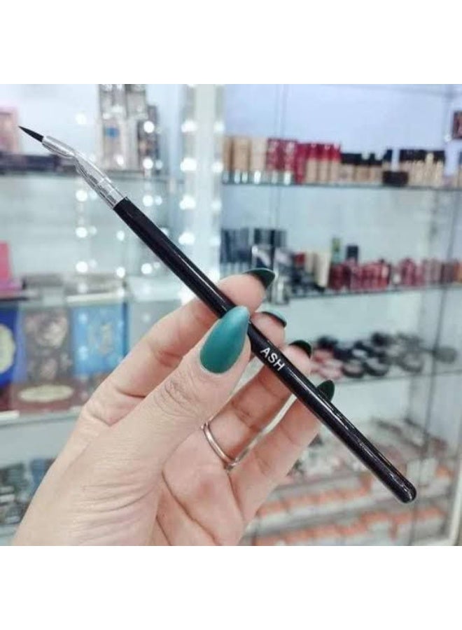 فرشة لرسم الآيلاينر المفضله للميكب ارتست سهله جدااا في الرسم للمبتدئين - Image 3