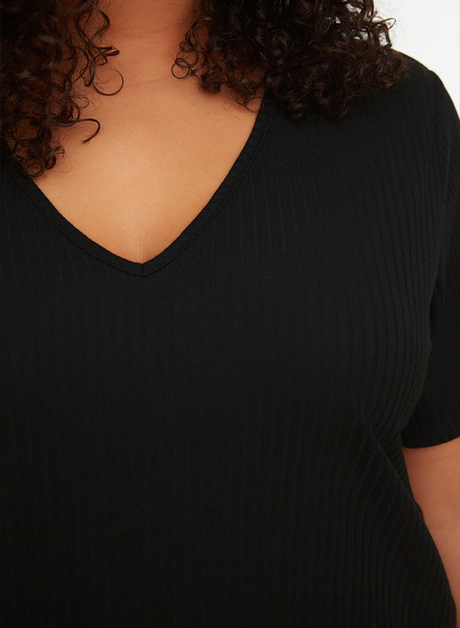 trendyol Black Ribbed V-Neck Capri Length Knitted Pajama Set TBBSS22PT0237 - Image 4