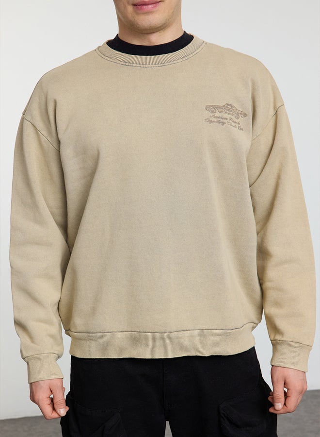 trendyol Beige Oversize/Wide Cut Vintage/Faded Effect Embroidered Sweatshirt - Image 3