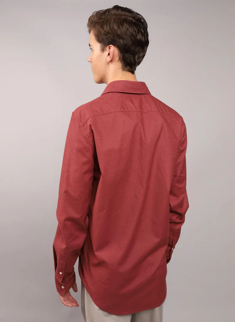 امريكان ايجل Slim Fit Flex Oxford Button-Up Shirt