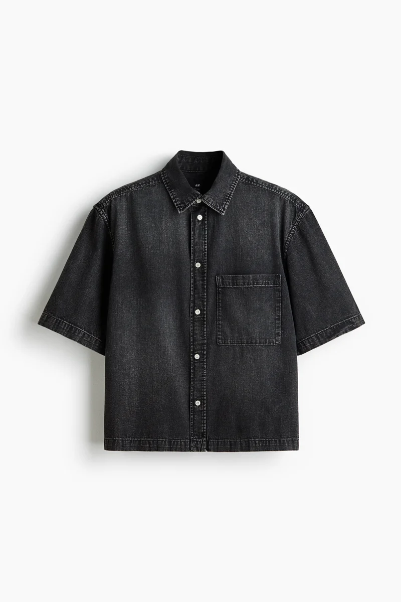 Relaxed Fit Short-sleeved denim shirt