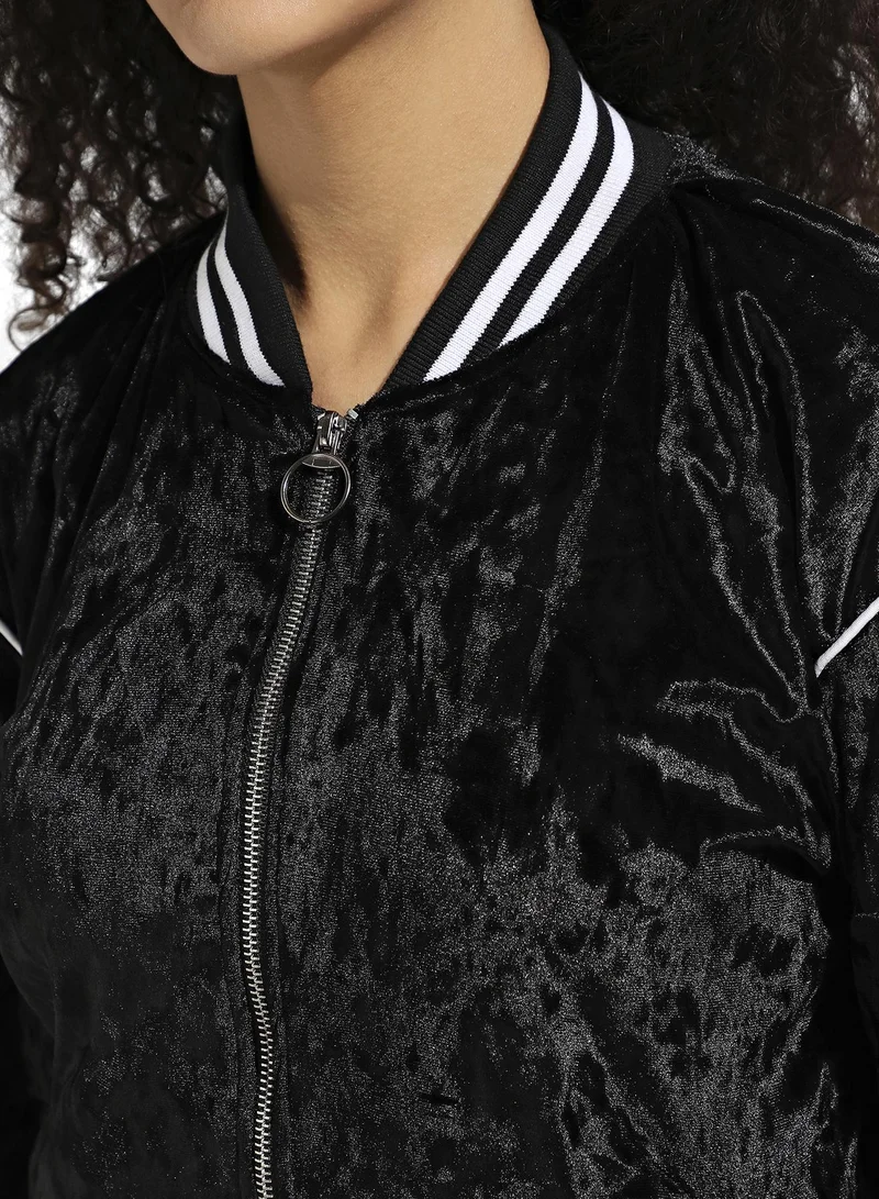 Campus Sutra Women's Navy Blue Zip Front Dark-Wash Denim Jacket