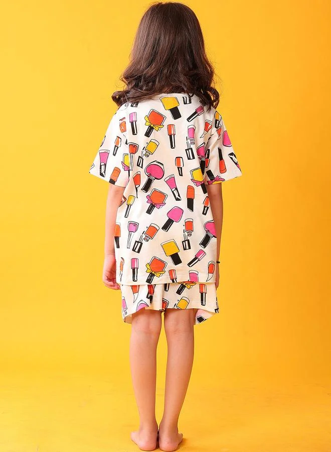 انثريلو مجموعة من  تيشيرت بطبعة طلاء أظافر مع شورت