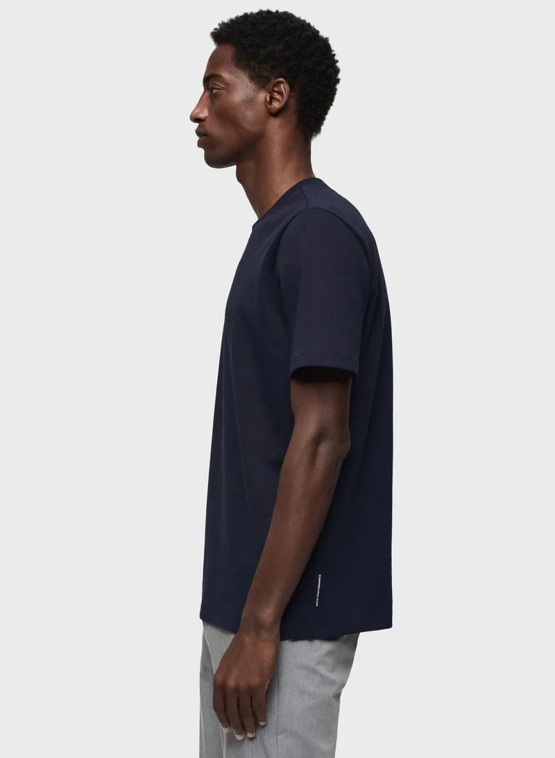 مانجو مان Essential Crew Neck T-Shirt