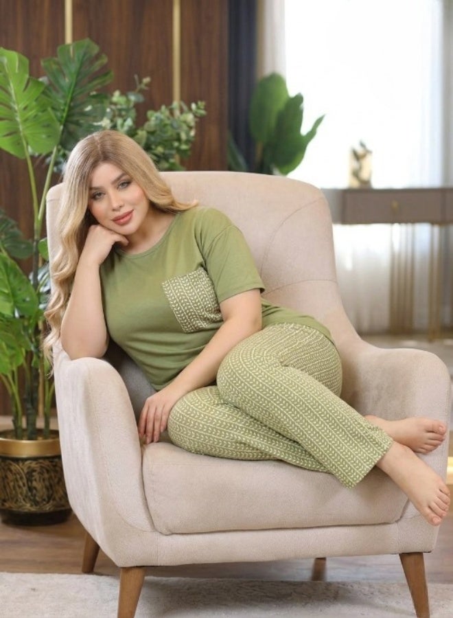 Comfortable women's cotton lycra pajama set (short-sleeved t-shirt and patterned pants) - Image 4