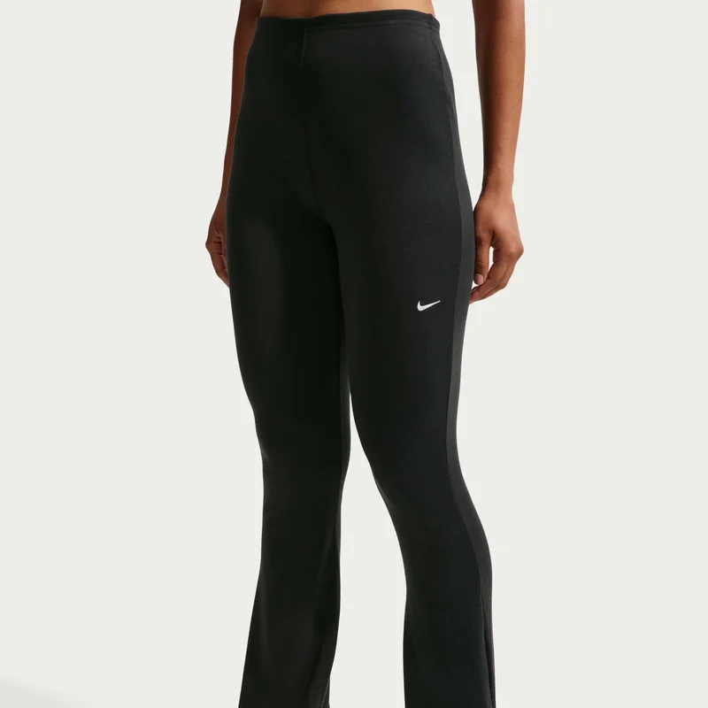 Nike Women's Sportswear Chill Knit Flared Leggings