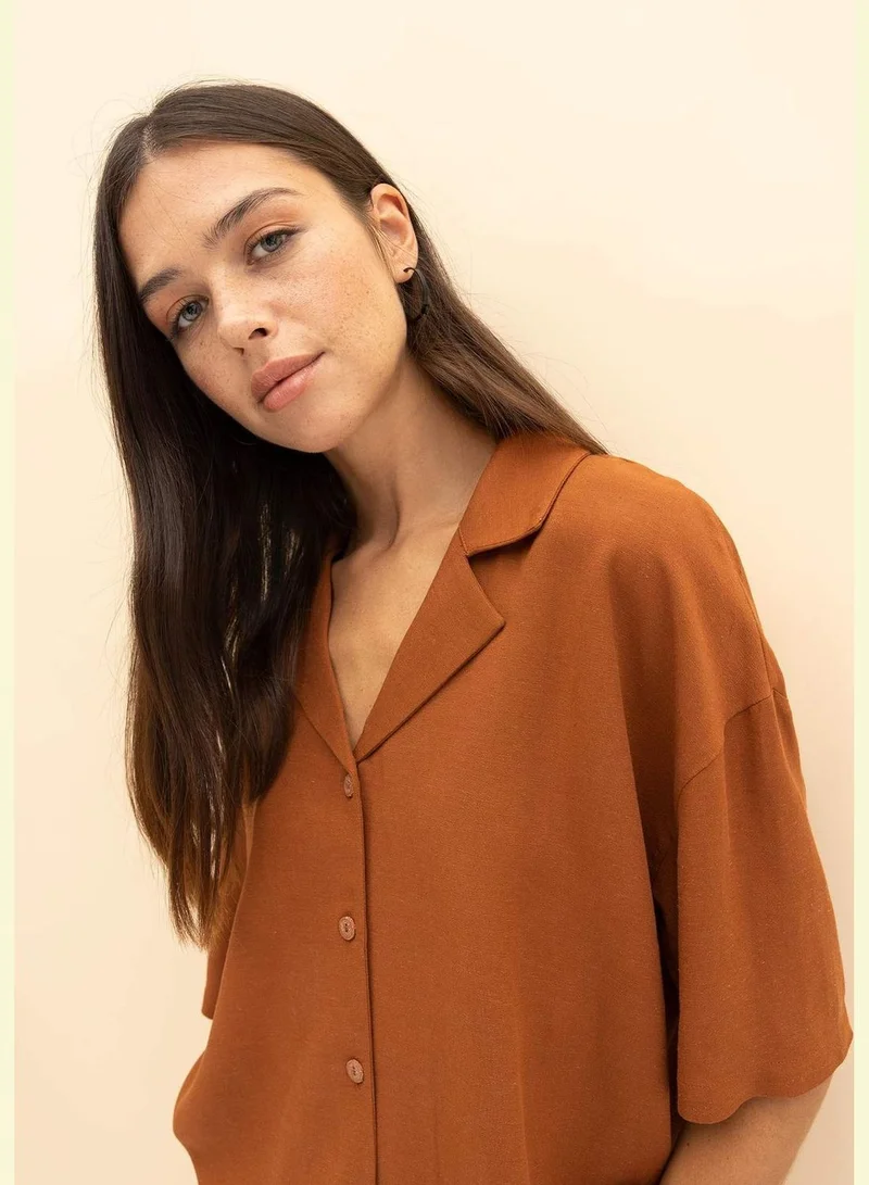 ديفاكتو Relaxed Fit Linen Short Sleeve Shirt With Collar