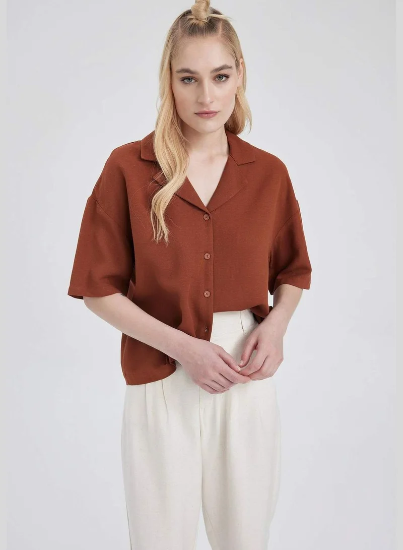 ديفاكتو Relaxed Fit Linen Short Sleeve Shirt With Collar