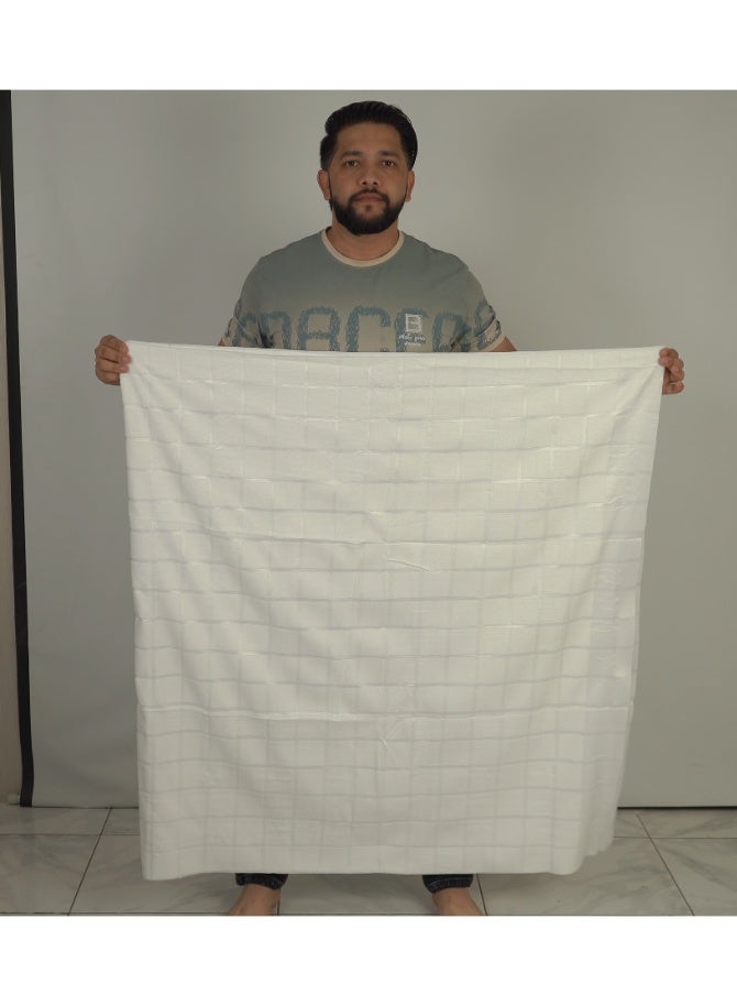 ميشيدا المجموعة من مناشف الإهرام للرجال - حزام مزود بورصة مدمجة ودبابيس + 2 قطع مناشف (عليا وسفلية) - مجموعة مناشف الإهرام، مريحة لفعل الحج والعمرة - ناعمة وماصة ومُحضرة، أحتياجات أساسية للحج والعمرة - Image 3