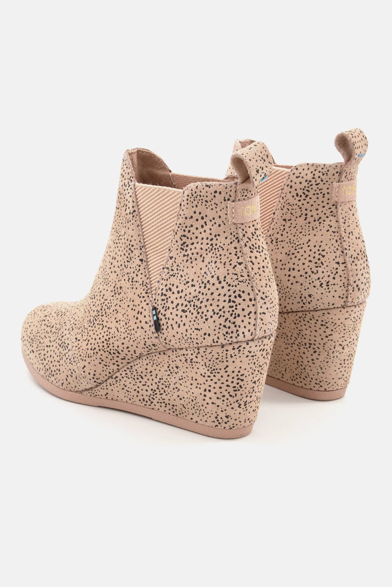 TOMS Women Kelsey Slip On Ankle Boot, Beige - Image 2