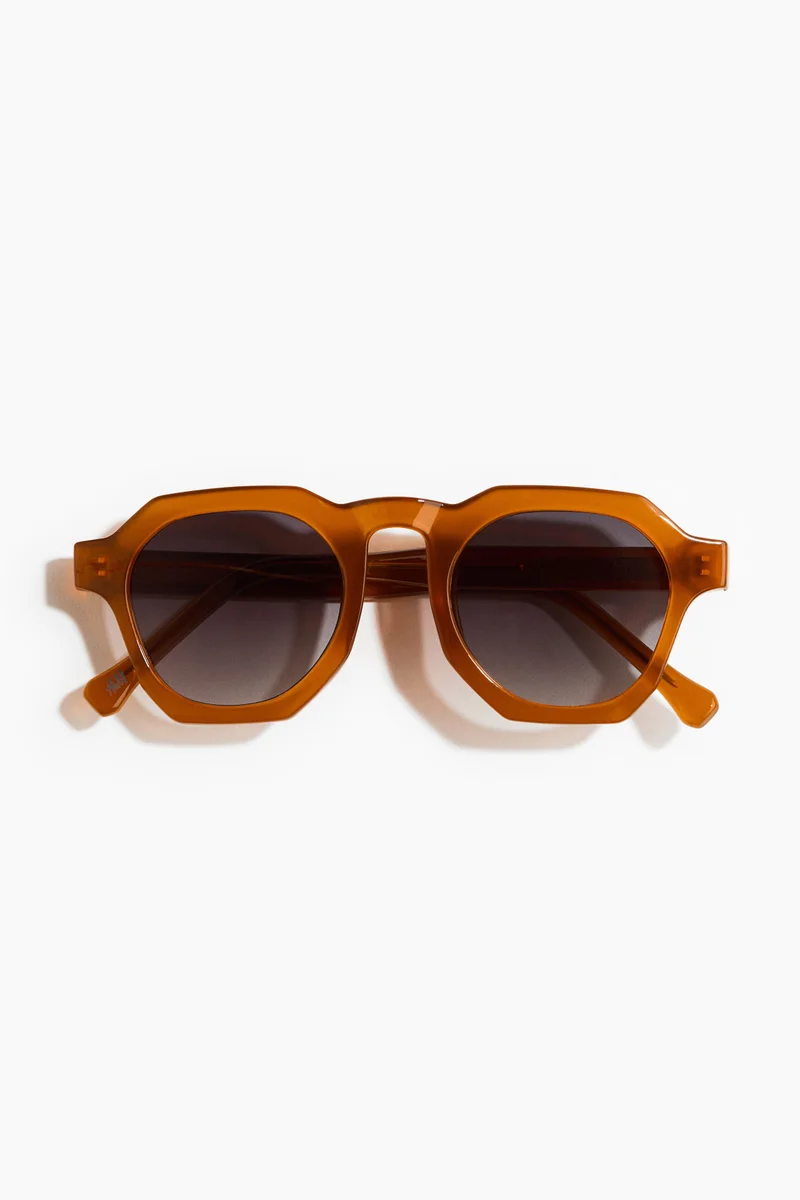 Hexagon-shaped sunglasses