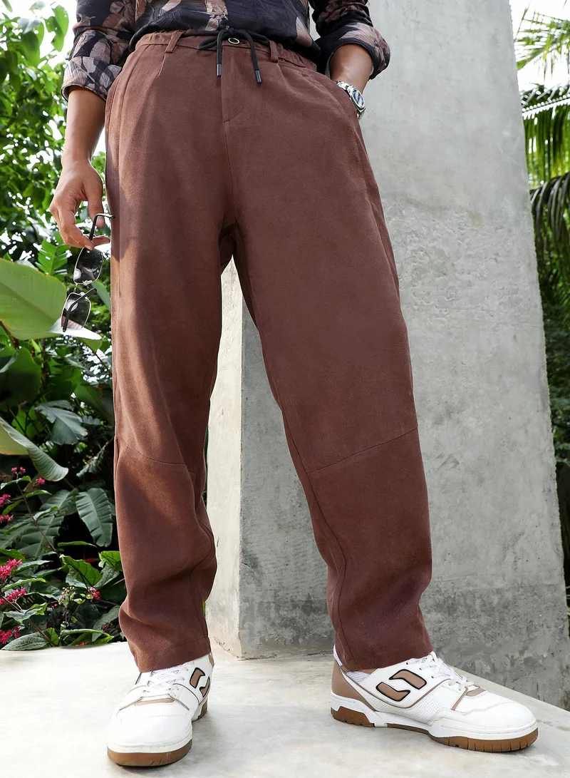 Campus Sutra Campus Sutra Men Panelled Chino Trousers | Relaxed Fit Durable Polyester Blend With Smooth Texture & Turned-Up Hem | Drawstring Waist & Functional Pockets For Casual Wear | Chocolate Brown