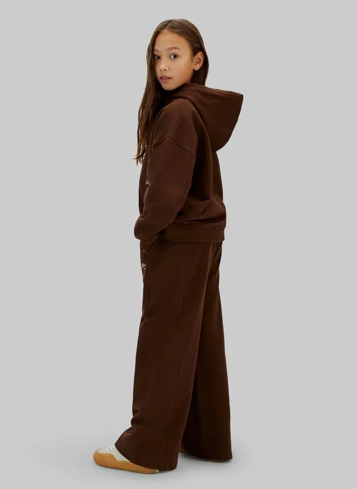 كالفن كلاين جينز هودي بقلنسوة بشعار الشباب