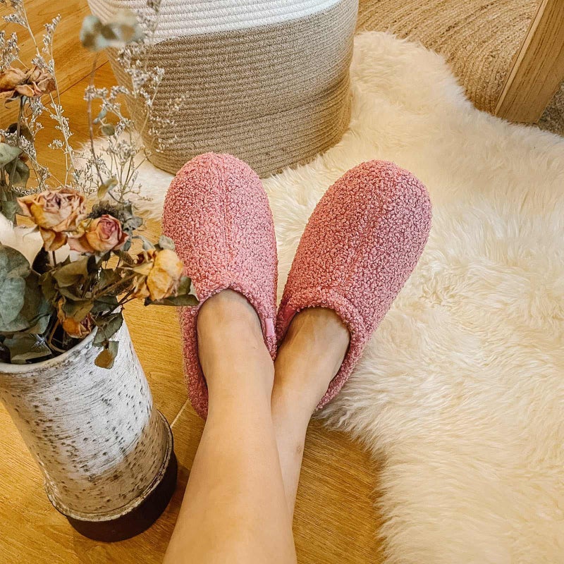 HomeTop Women's Fuzzy Curly Fur Memory Foam Loafer Slippers Bedroom House Shoes with Polar Fleece Lining (7-8, Pink) - Image 2