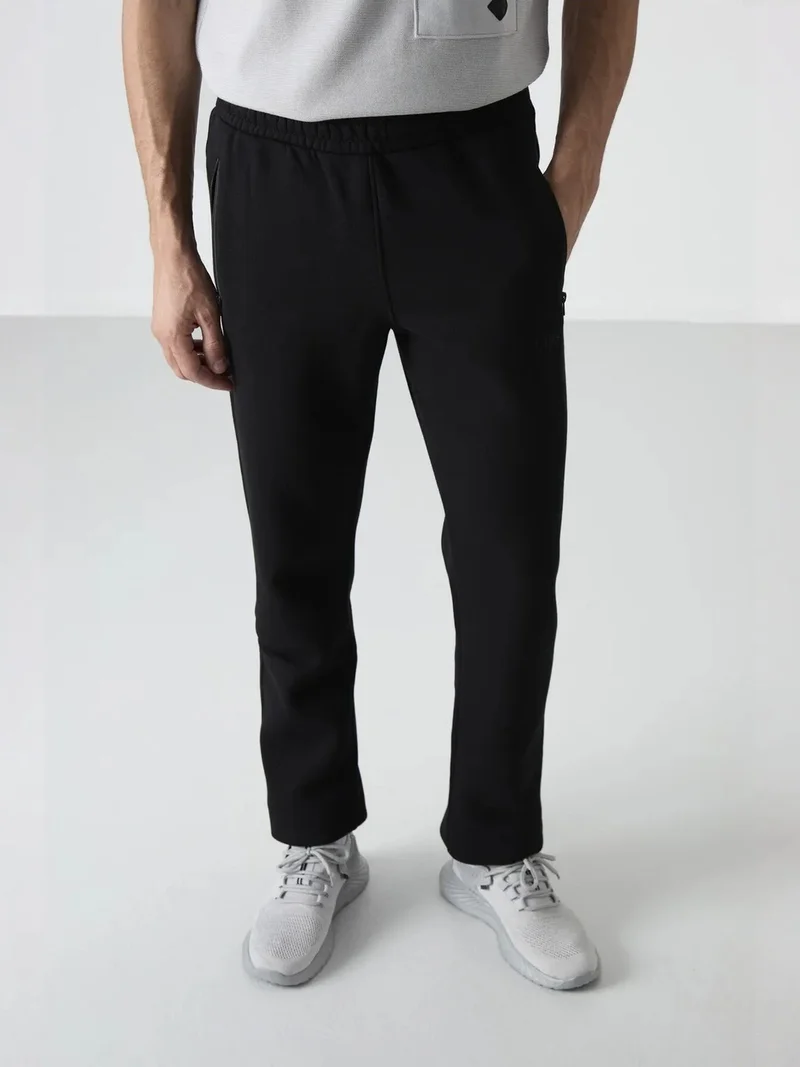 تومي لايف TOMMY Men's Regular Fit Fleece Sweatpants