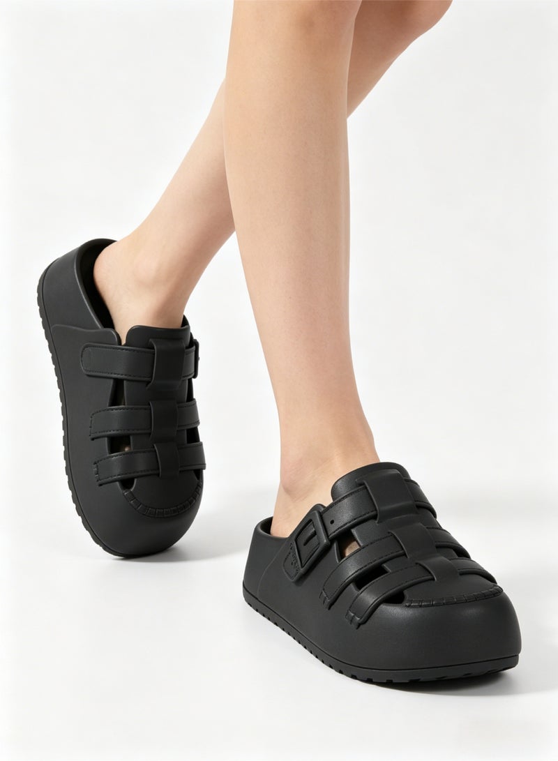 Designer-inspired breathable slip-on sandals for men and women, stylish and comfortable, perfect for the beach, pool, and casual occasions. - Image 4