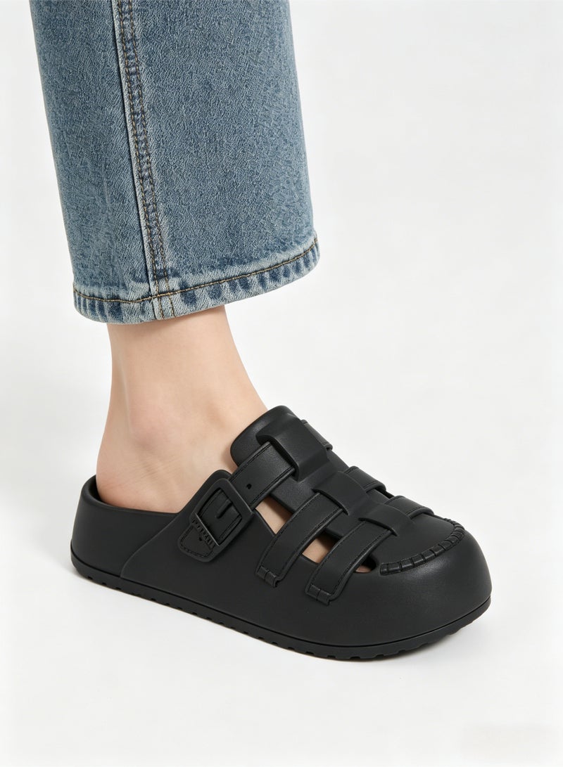 Designer-inspired breathable slip-on sandals for men and women, stylish and comfortable, perfect for the beach, pool, and casual occasions. - Image 5