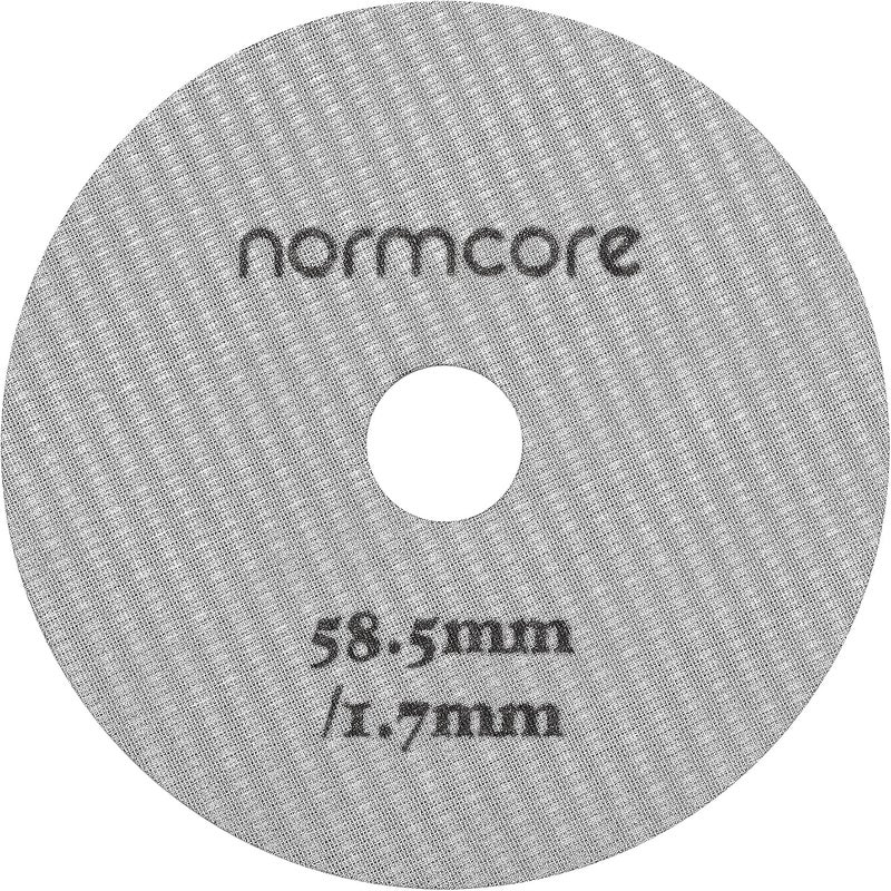 Normcore شاشة بوك مقاس 58.5 مم مع فتحة دائرية في المنتصف - شاشة دش سفلية - فلتر قهوة معدني قابل لإعادة الاستخدام مناسب لـ La Marzocco/Gaggia - سماكة 1.7 مم - فولاذ مقاوم للصدأ 316 - Image 4
