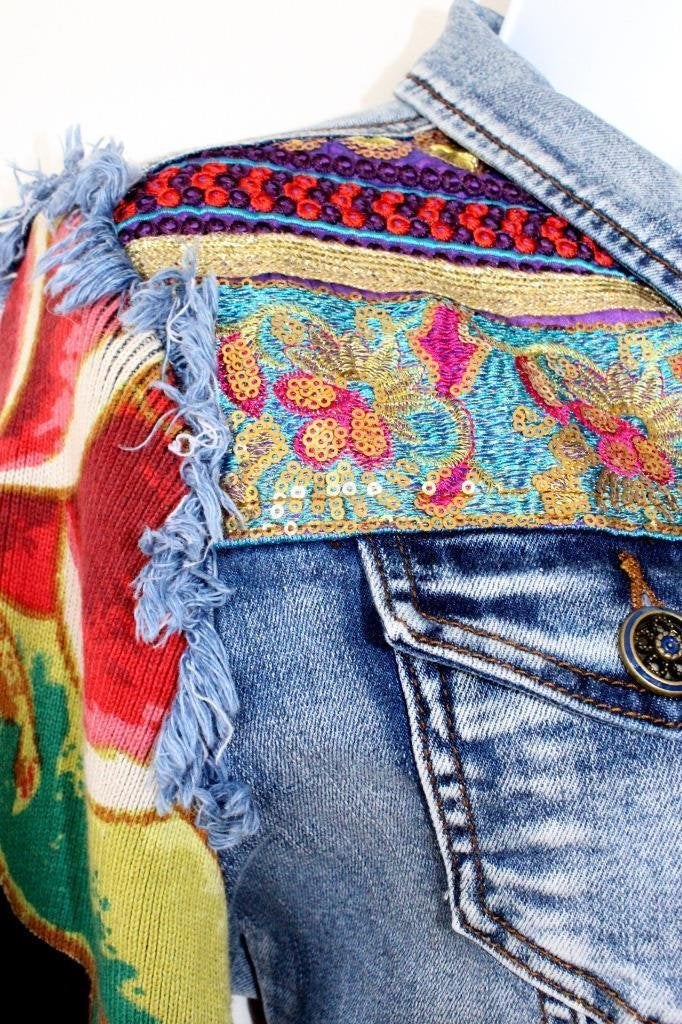 DESIGUAL جاكيت نسائي من ديزيغوال مع تصميم باتش وورك، غسيل جينز متوسط، 44 - Image 4