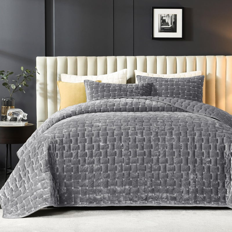 Grassix Velvet Quilt Set King Size, 3 Pieces Lightweight Velvet Comforter with Pillow Shams, Geometric Quilted Bedspread Coverlet Bedding Set for All Seasons, Dark Grey, 108"x96" - Image 4