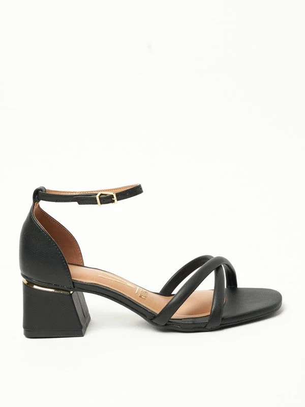 فيزانو فيزانو صنادل بكعب منخفض للسيدات أسود | صنع في البرازيل