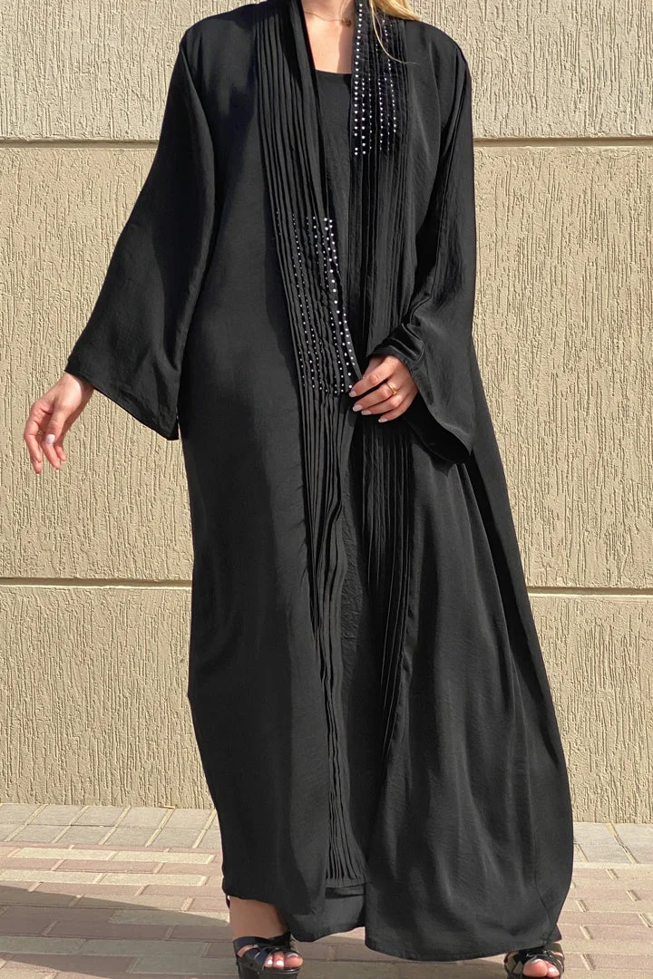 Moistreet Flared Sleeve Pleated Abaya