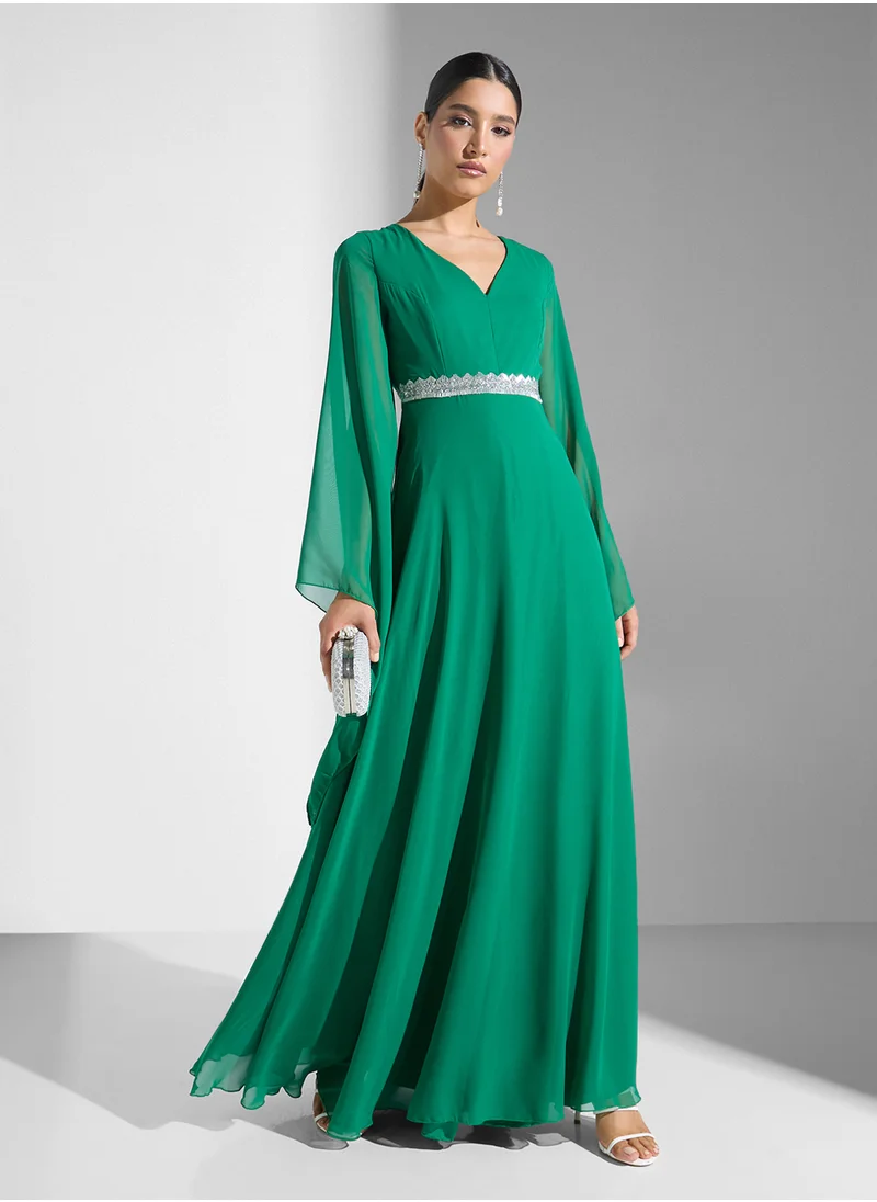 خزانة Dress With Flared Sleeves