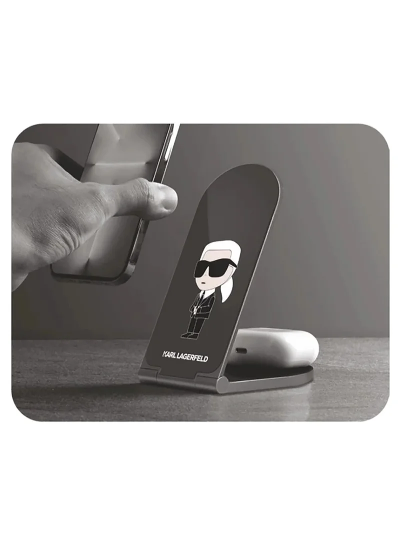 كارل لاغرفيلد شاحن مكتبي مغناطيسي 2 في 1 بقوة 15 وات مع حامل قابل للطي بتصميم شعار Ikonik - أسود