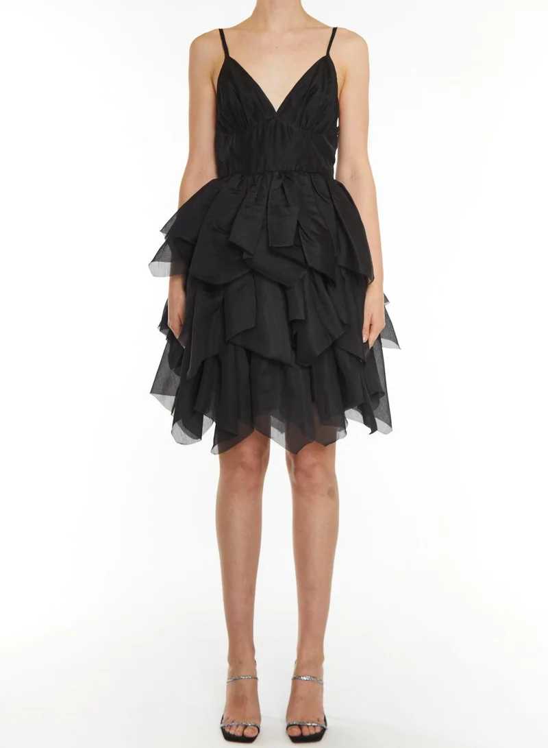 ترو ديكادينس Sophie Black Layered Hanky Hem Mini Dress
