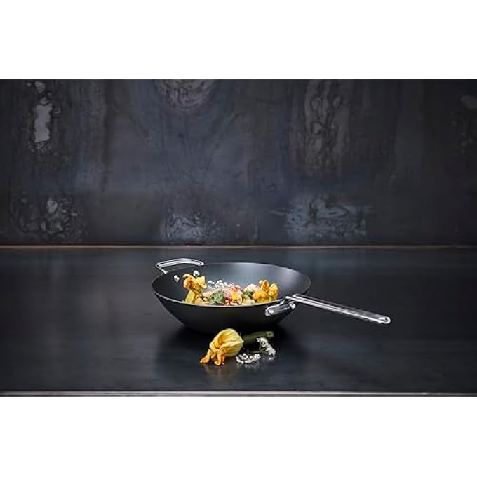 SCANPAN Black Iron Wok Pan 30 Cm Premium Carbon Steel High Temperature Resistance Multifunctional Pan With Ergonomic Handle Oven Safe Pfas Free - Image 5