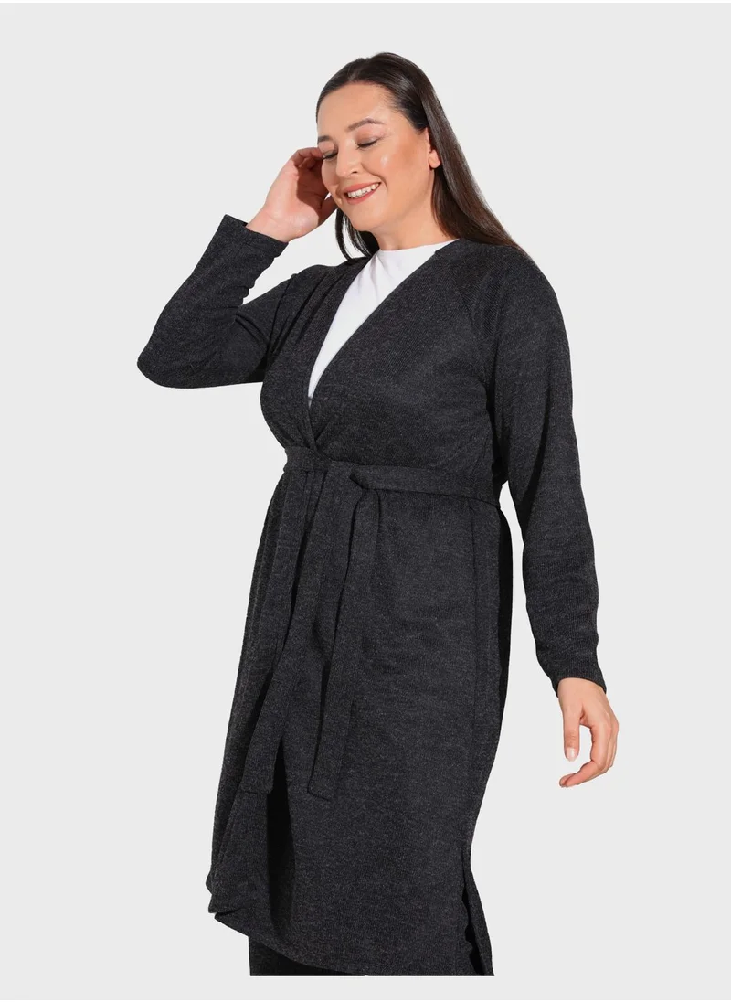 Alia by modanisa V-Neck Coat And High Waist Pants