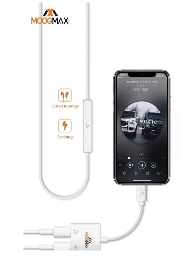 iPhone connection with two charging and headphone outputs - pzsku/Z5D496A4818DE79C9D418Z/45/_/1732522733/9e4693e5-87fc-4281-917a-8aea9ca9f33c