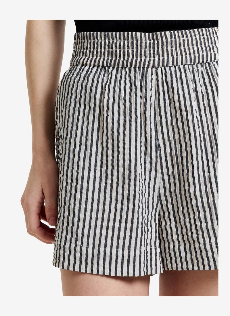 French Connection Women's Monochrome Stripes Lia Stripes Shorts - Image 4