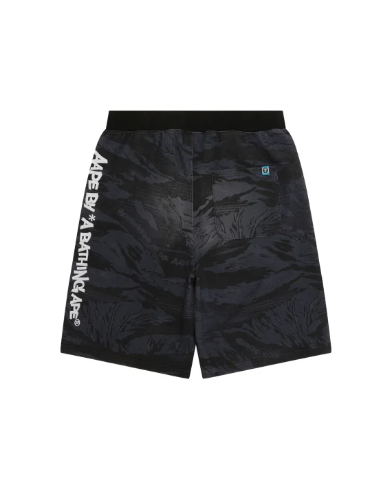 AAPE Sticker print sweat shorts