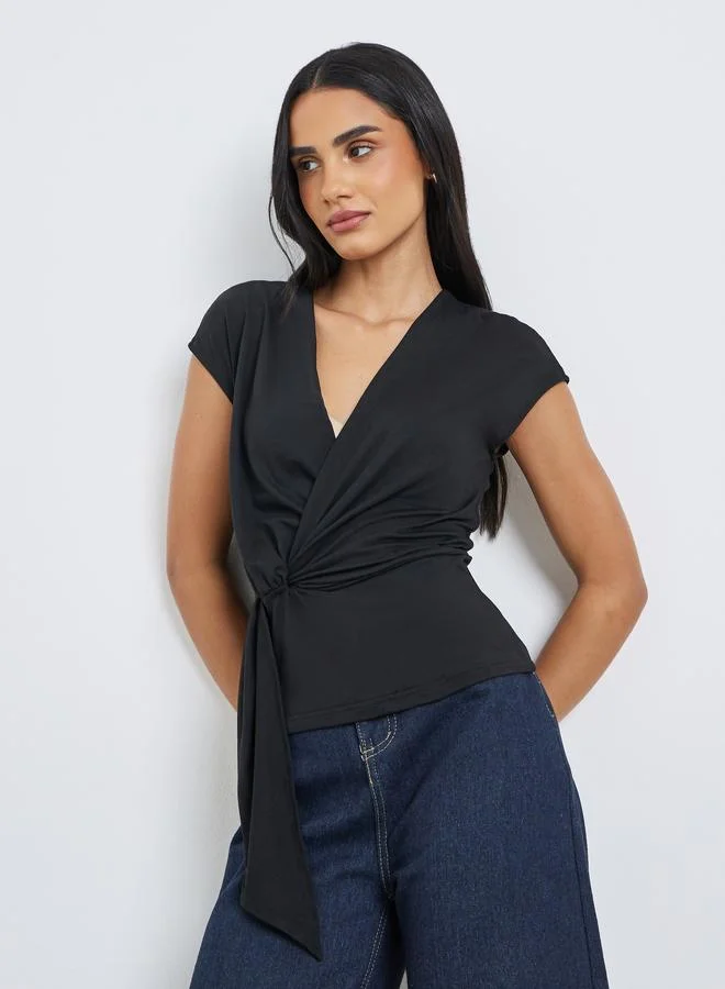 Styli Styli Black Knot Front Wrap Top