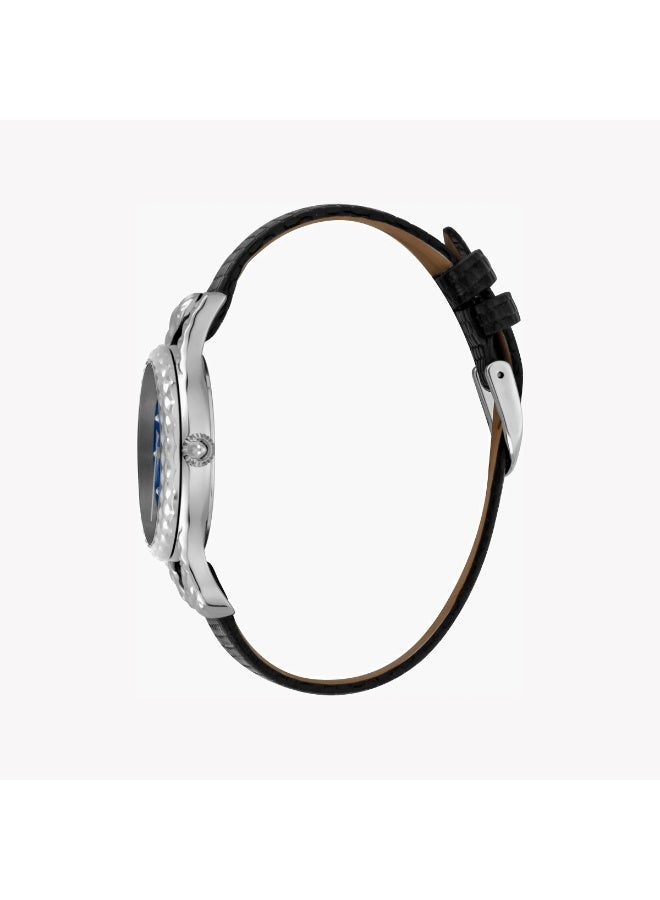 جاست كافالي ساعة Just Cavalli للسيدات بهيكل من الفولاذ المقاوم للصدأ باللون الفضي، مع سوار من الجلد الأسود بتصميم أنيق وعملي. - Image 2