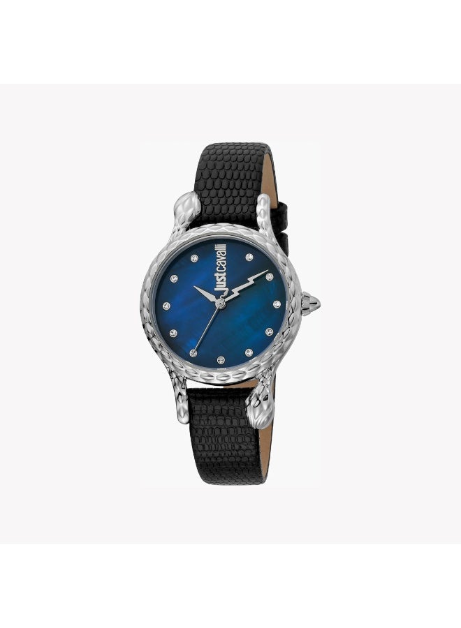 جاست كافالي ساعة Just Cavalli للسيدات بهيكل من الفولاذ المقاوم للصدأ باللون الفضي، مع سوار من الجلد الأسود بتصميم أنيق وعملي. - Image 1