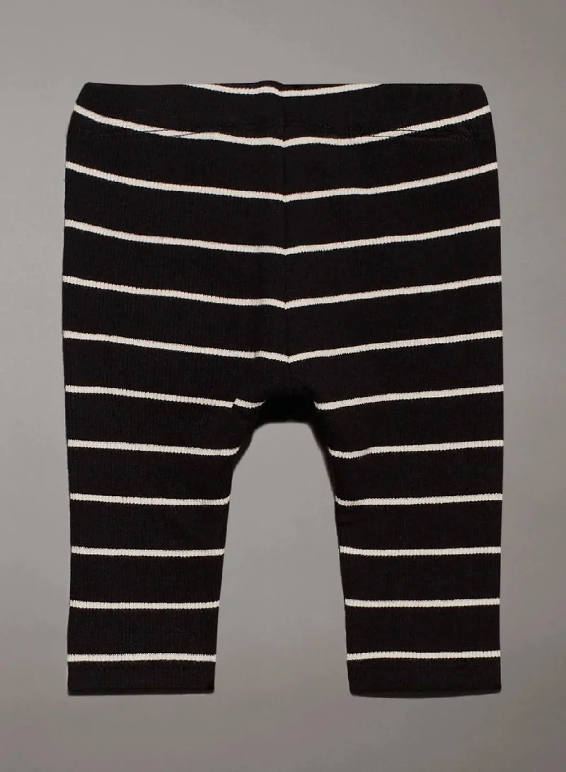 كالفن كلاين جينز ليغينغز مخطط للأطفال حديثي الولادة