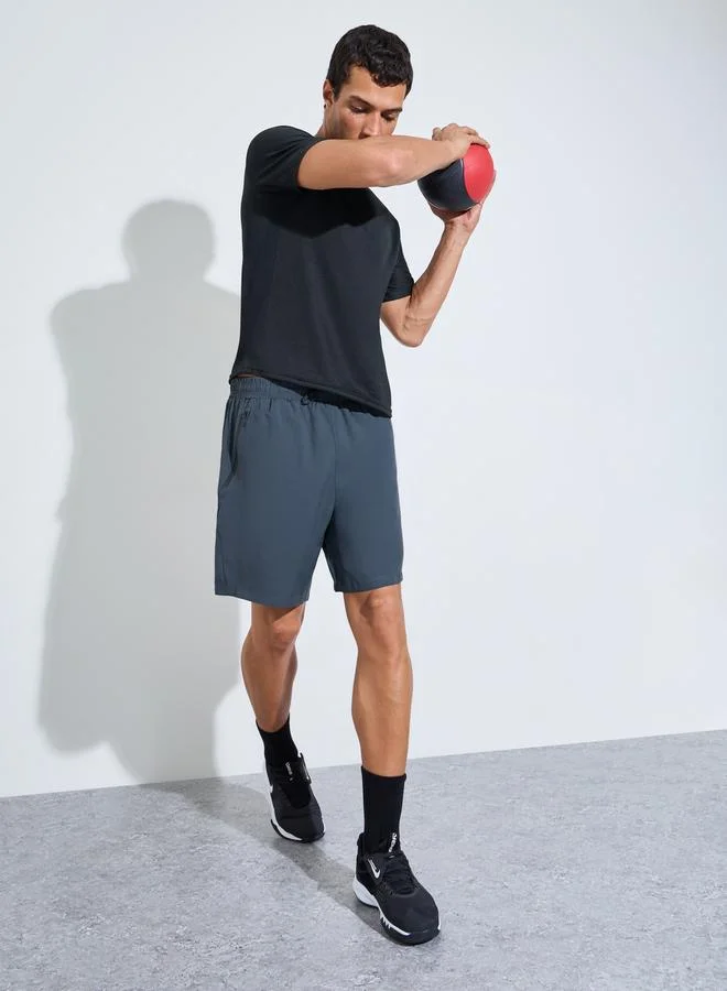 ستايلي اكتيف Men Charcoal Paneled Zipper Pocket Active Shorts