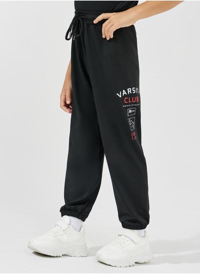 Varsity Print Oversized T-Shirt & Joggers Set - pzsku/Z5D50A0E1A88184274EEEZ/45/_/1724411084/ff67d38b-404d-4fd1-a2d9-8e4ca5591caa