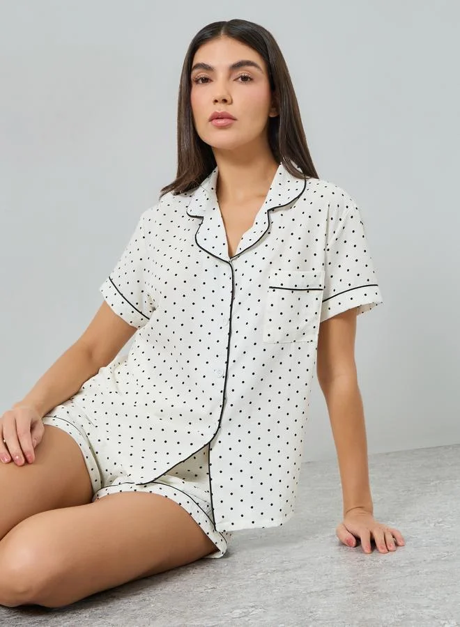 تايك تو مجموعة من شورت وقميص بأزرار وطبعة نقاط بولكا