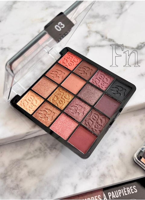 16-color eyeshadow palette, No. 03, creative touches for a charming look