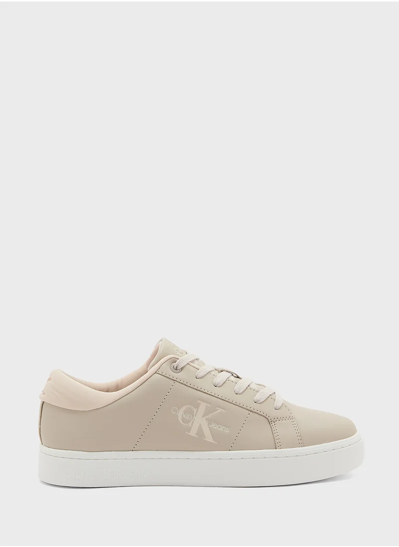 كالفن كلاين جينز Lace Up Low Top Sneakers