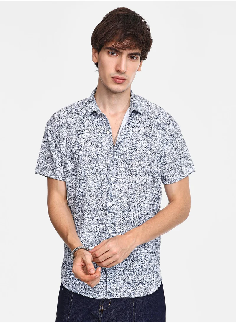 Campus Sutra Men's Cream White & Indigo Blue Contrast Hazy Shirt