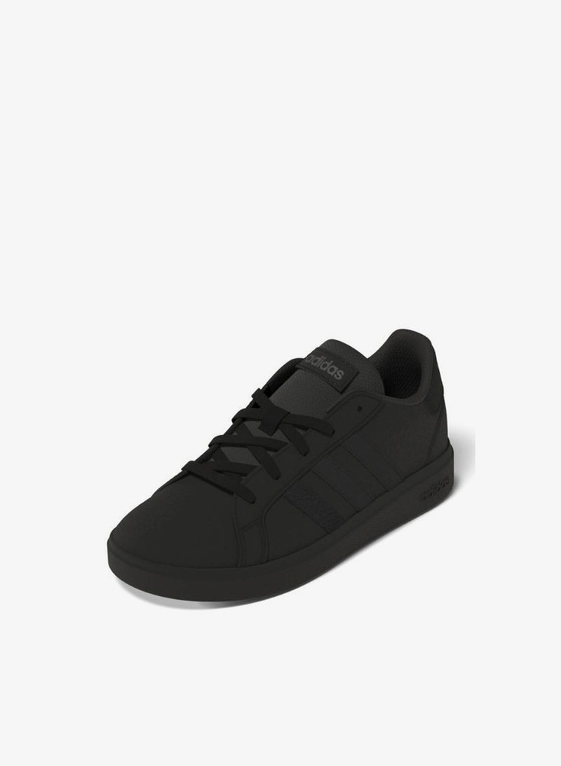 اديداس حذاء رياضي أسود للأطفال جراند كورت . - Image 2