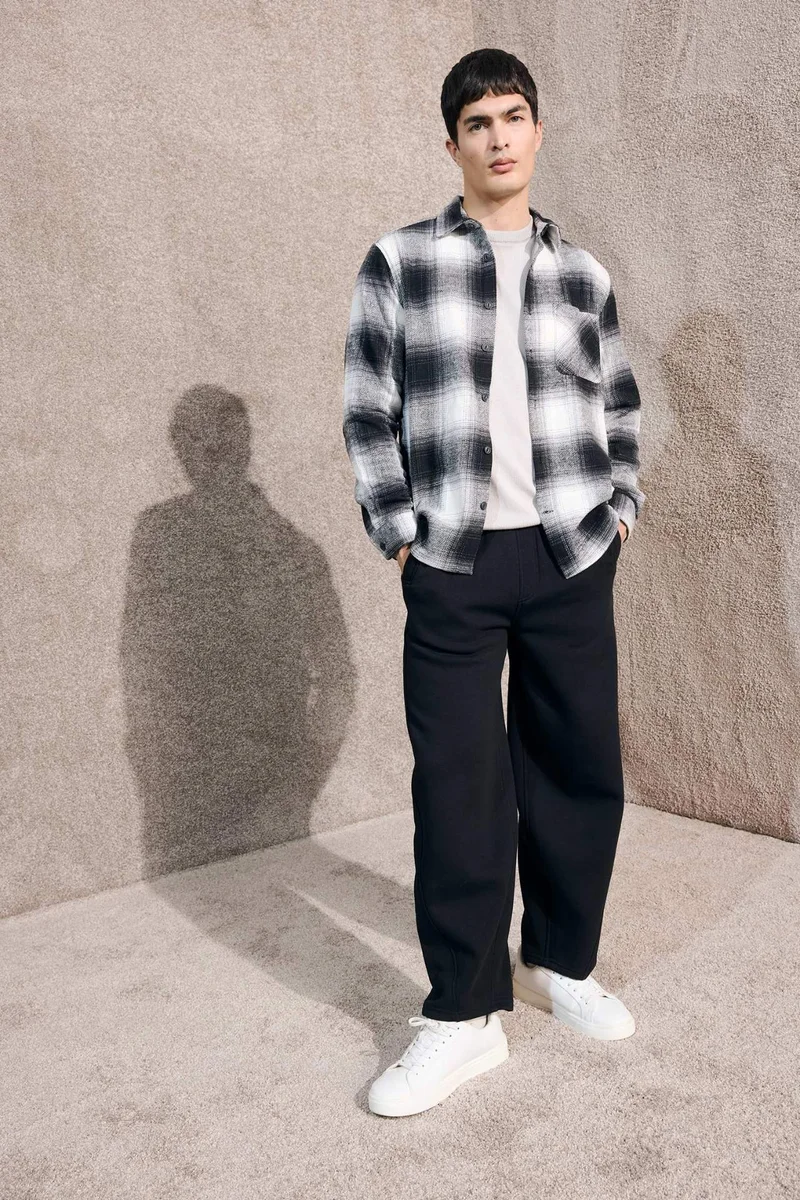 ديفاكتو Wide Leg Pocketed Sports Pants