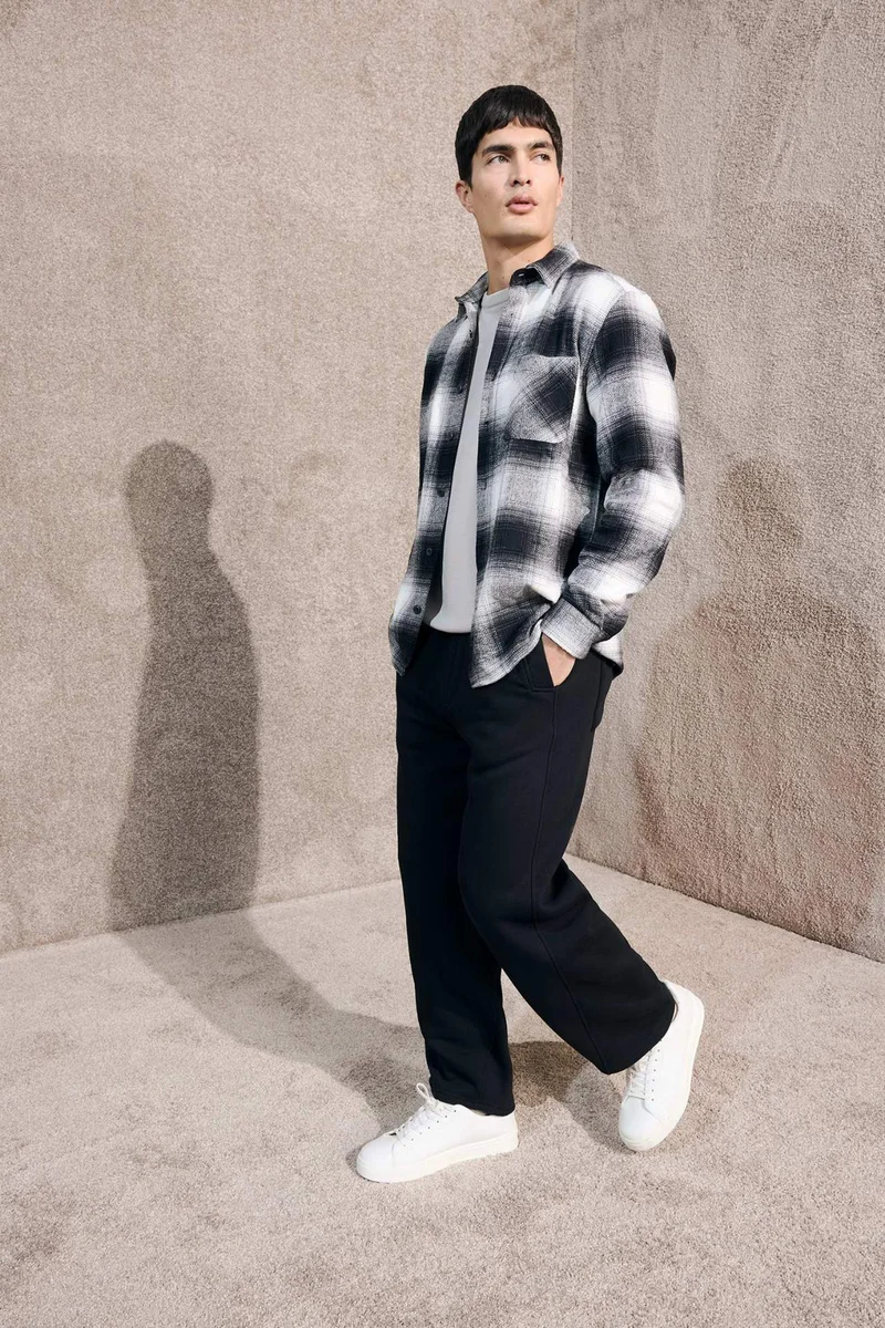 ديفاكتو Wide Leg Pocketed Sports Pants