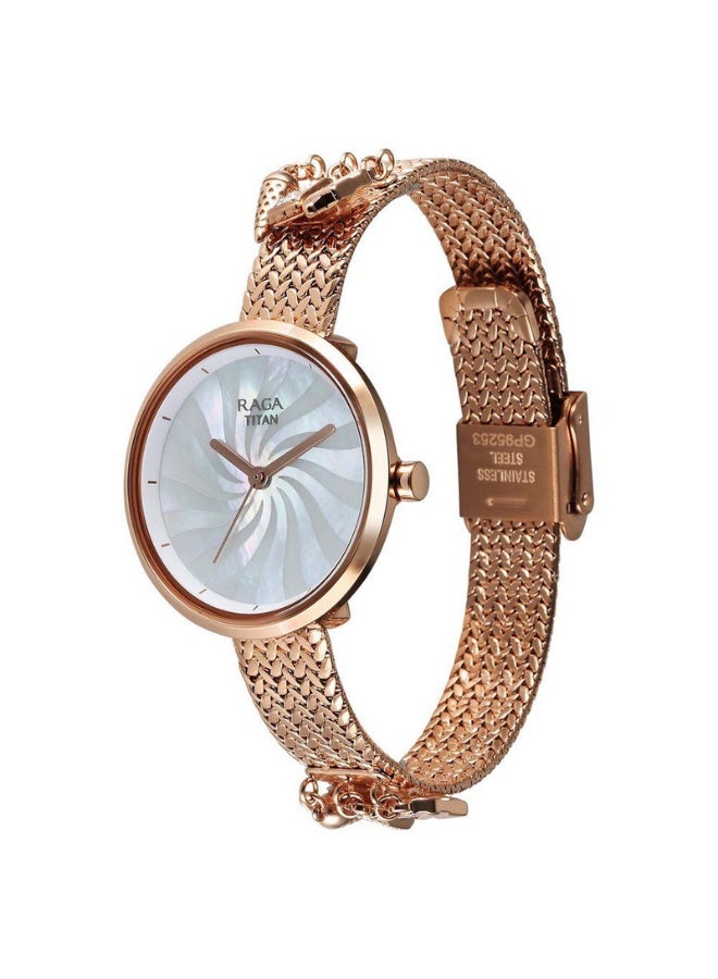 TITAN ساعة رجا ميموار للنساء 95253WM01 – قرص من أم اللؤلؤ، حزام معدني باللون الوردي الذهبي، حركة كوارتز، ساعة أنيقة وجاهزة كهدية - Image 3