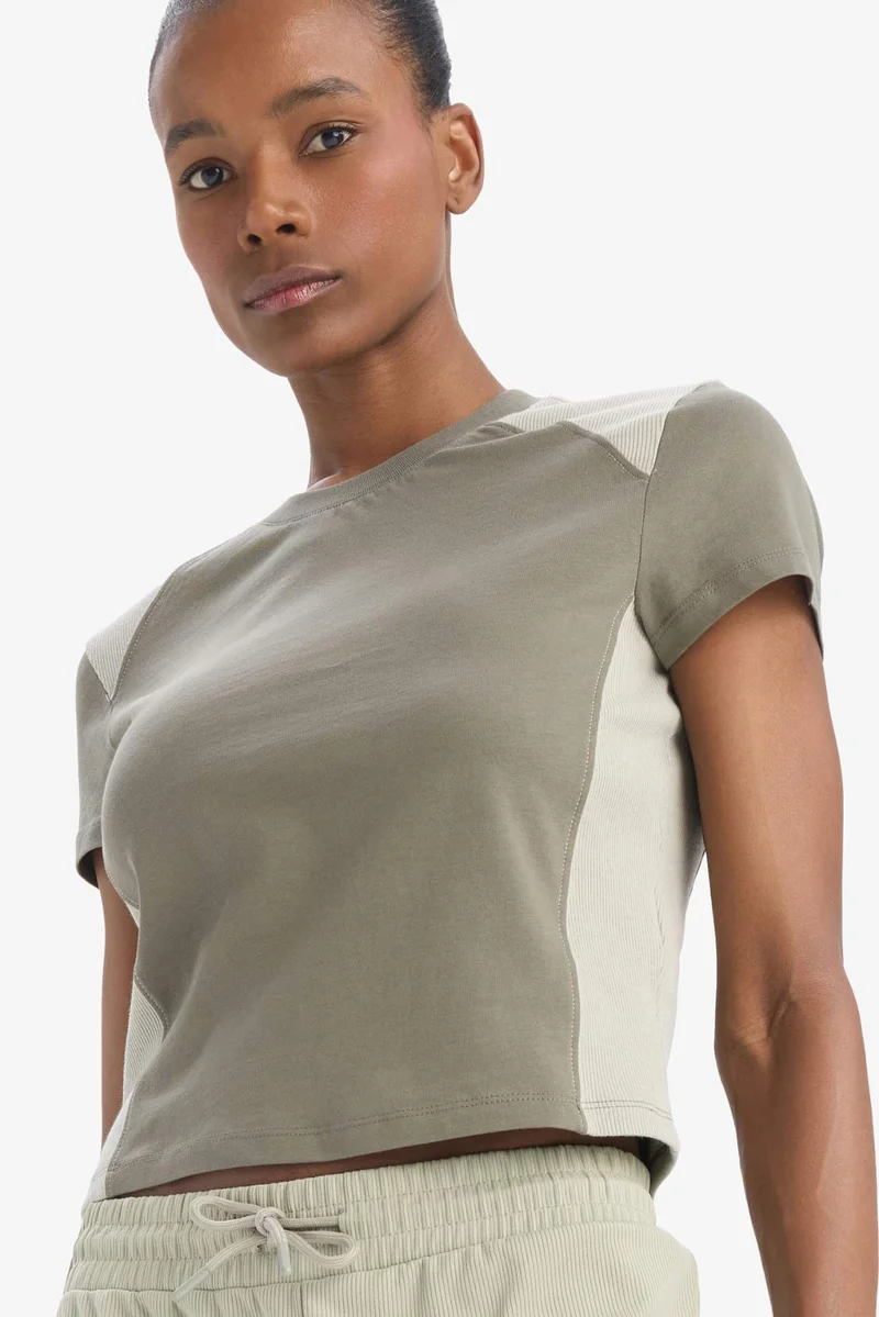DeFacto DeFactoFit Standard Fit Crew Neck Sports T-Shirt